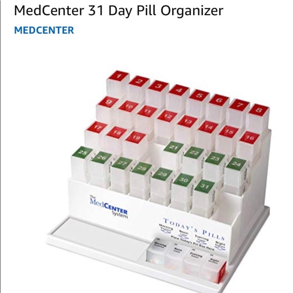 Pill organizer